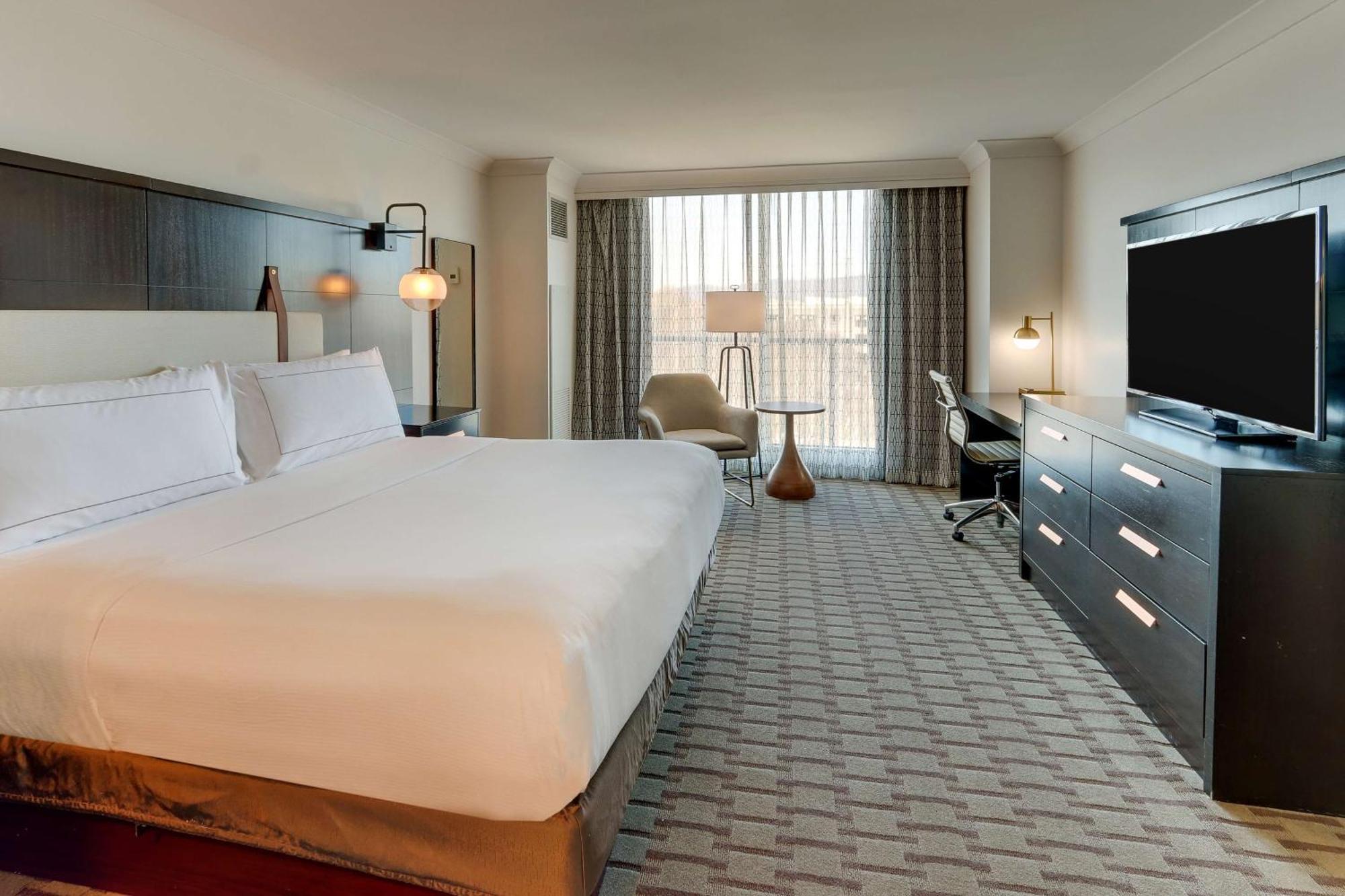 King Suite with Courtyard View,1583117665:JPEG